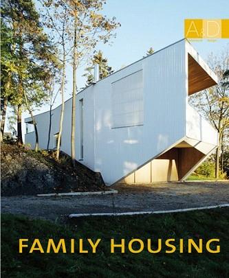 FAMILY HOUSING | 9788496823426 | MINGUET, JOSEP MARIA/MIRA, ÓSCAR | Llibres Parcir | Llibreria Parcir | Llibreria online de Manresa | Comprar llibres en català i castellà online